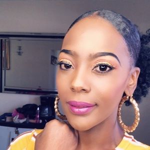 Meet your Posher, Shonique